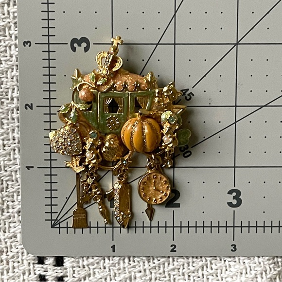 KIRKS FOLLY | CINDERELLA COACH Brooch Pin "Too Late For The Ball" - Picture 10 of 13